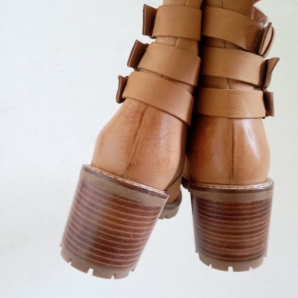 ๐ค Seychelles tan leather heeled buckle ankle boots - Picture 6 of 11